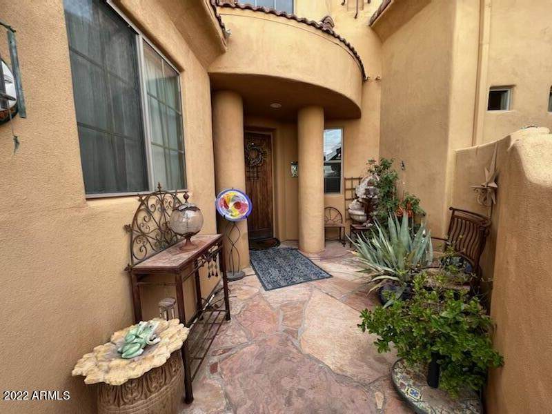5370 Desert Dawn Drive - Photo 1