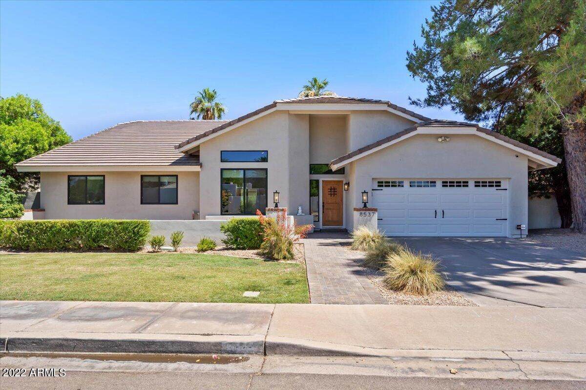 8537 San Lorenzo Drive - Photo 1