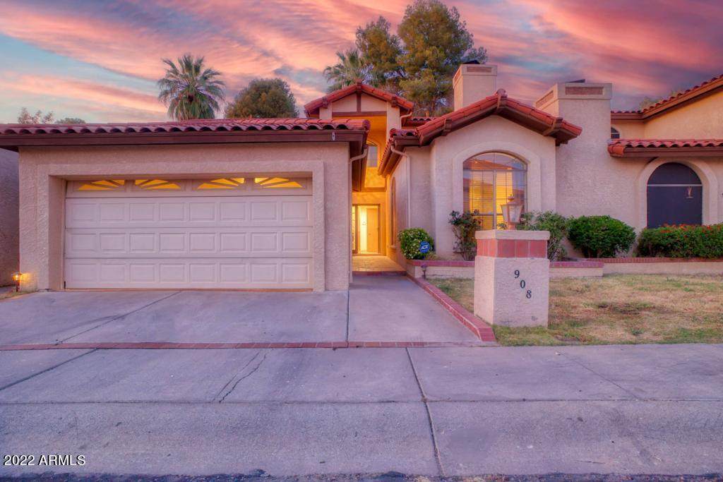 908 Flynn Lane - Photo 1
