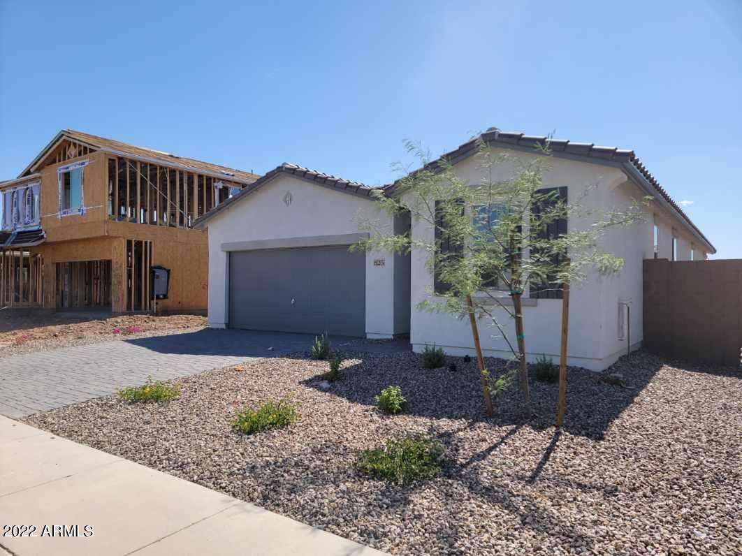 825 Strahan Place - Photo 1