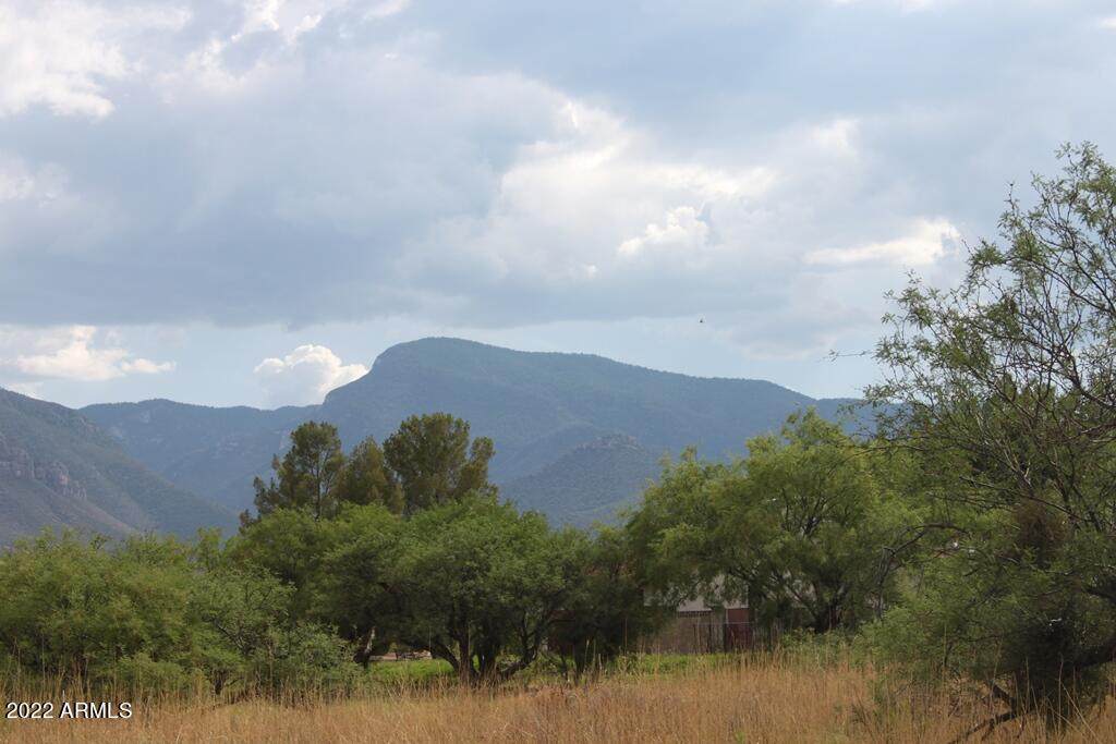 4702 Pueblo Avenue - Photo 1
