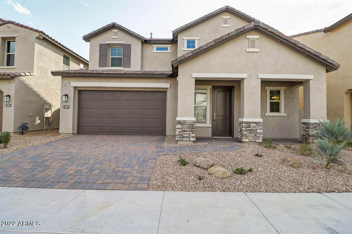 5121 Danbury Road - Photo 1