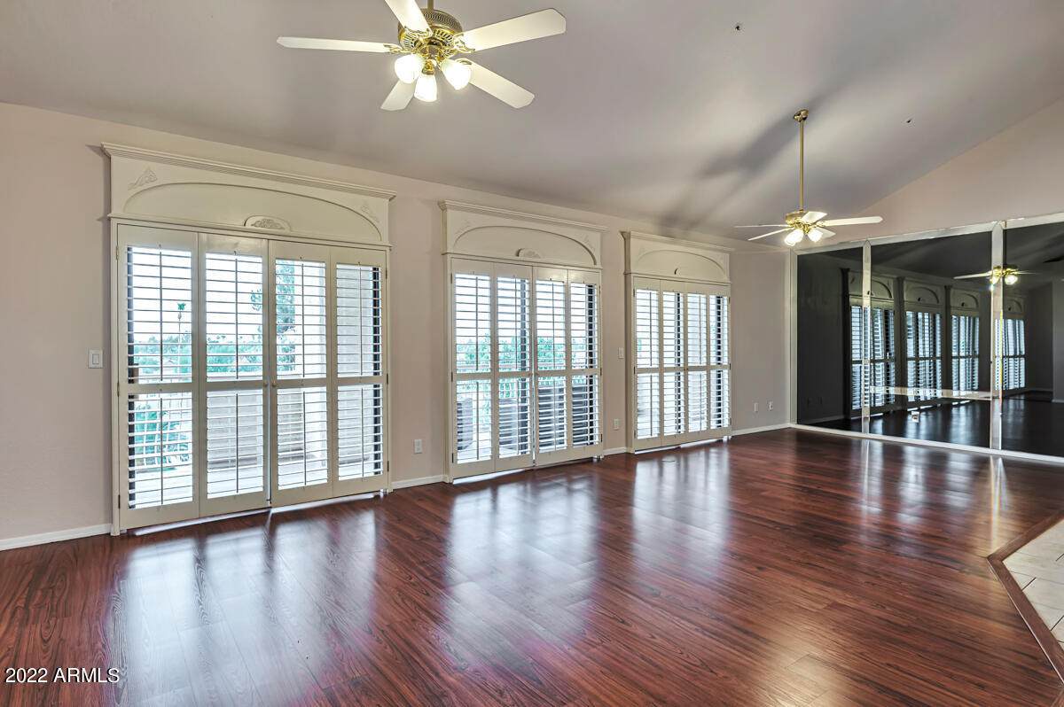 19400 Westbrook Parkway - Photo 1