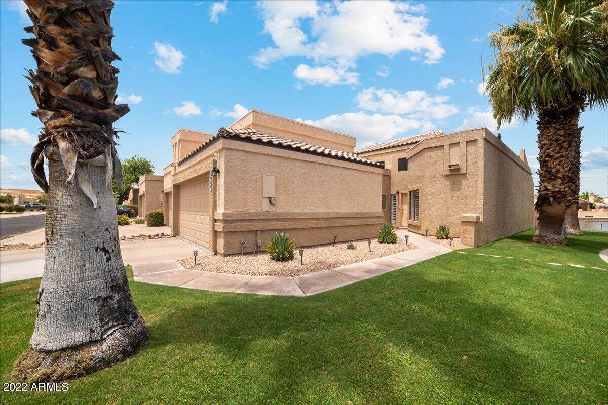 9010 Port Royale Lane - Photo 1