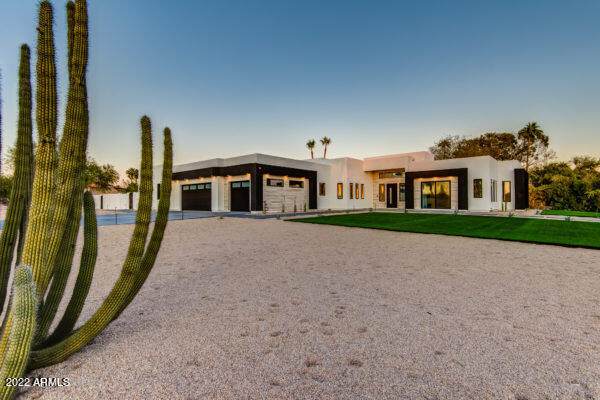 10535 Shaw Butte Drive - Photo 1