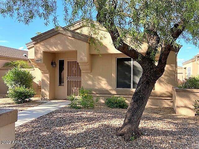 20045 Greenview Drive - Photo 1