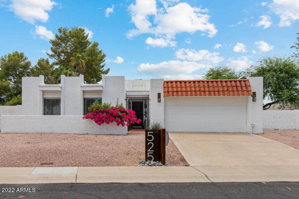 525 Calavar Road - Photo 1