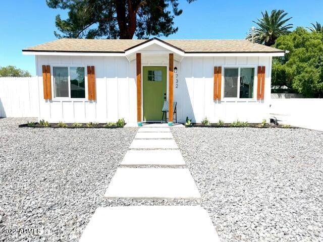 732 2nd Street - Photo 1