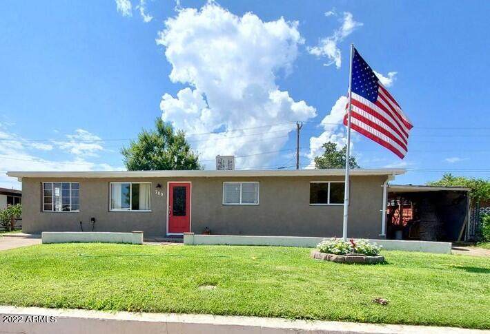 200 Busby Drive - Photo 1