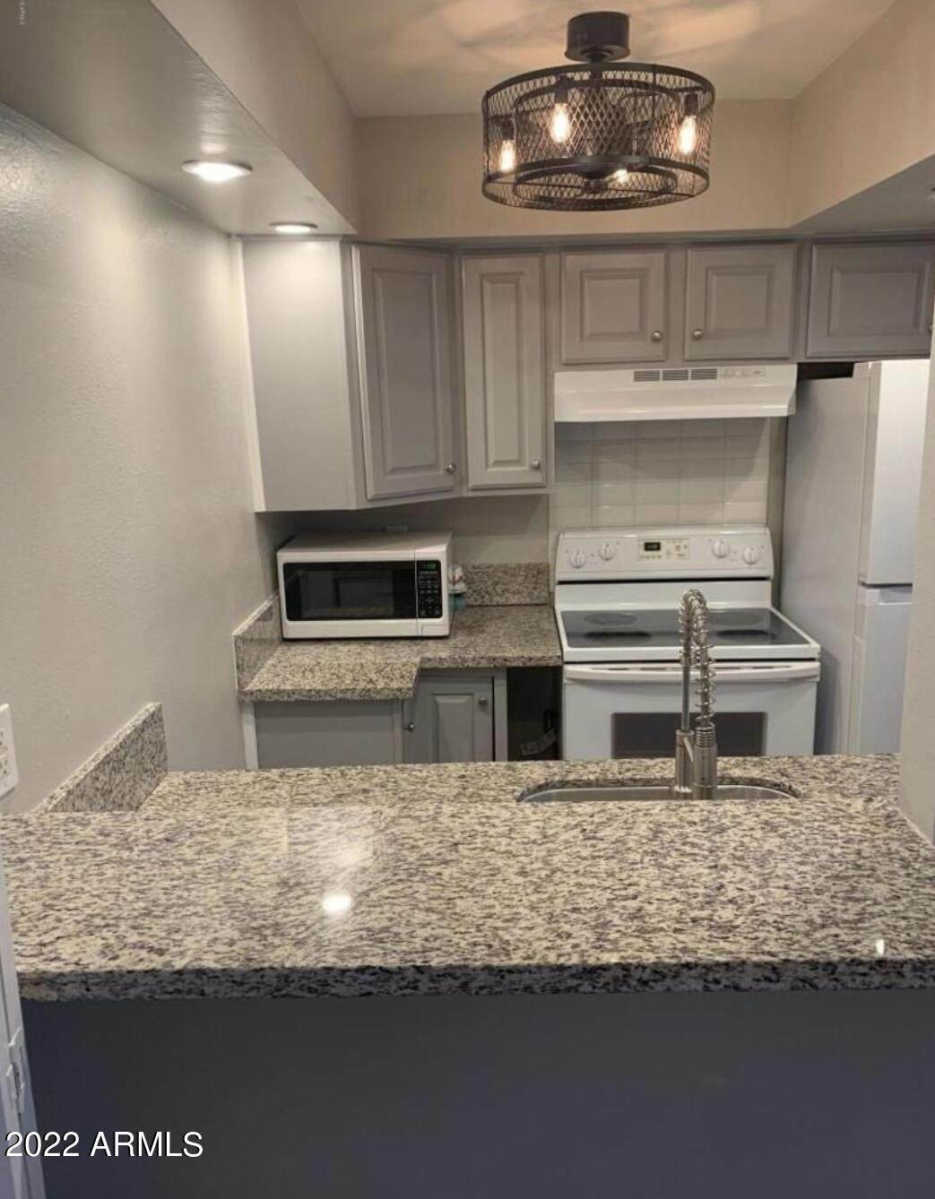 461 Holmes Avenue - Photo 1