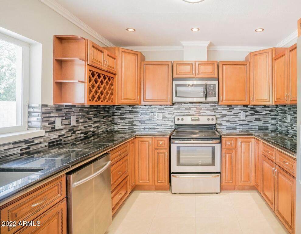 5228 Desert Cove Avenue - Photo 1