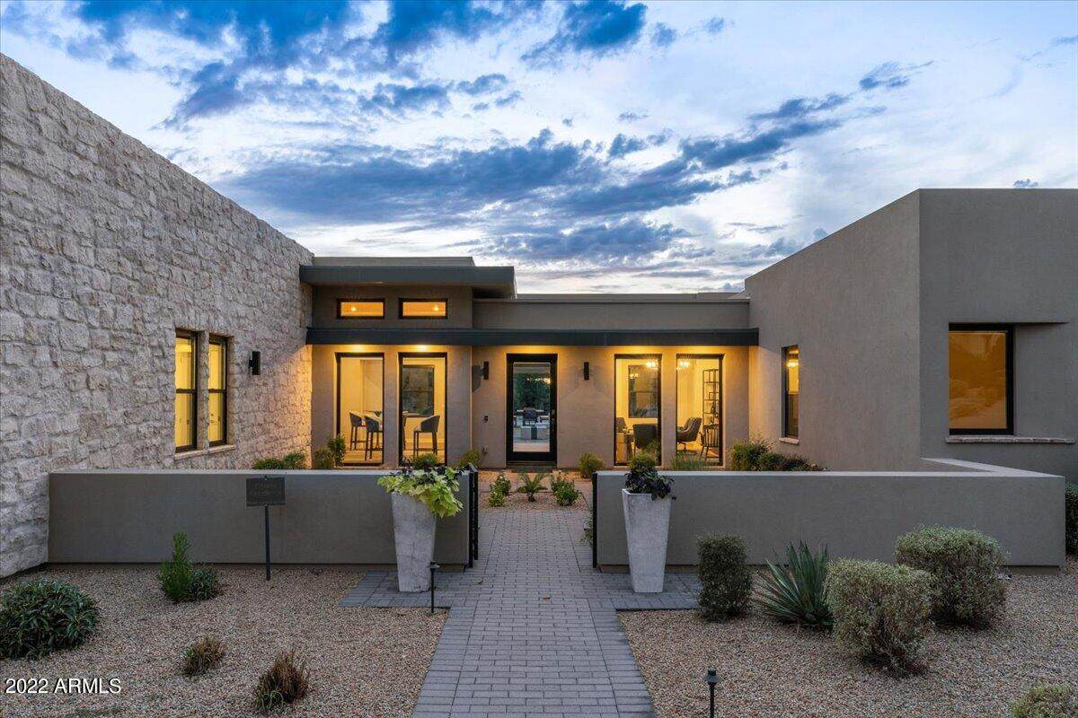22092 89TH Street - Photo 1