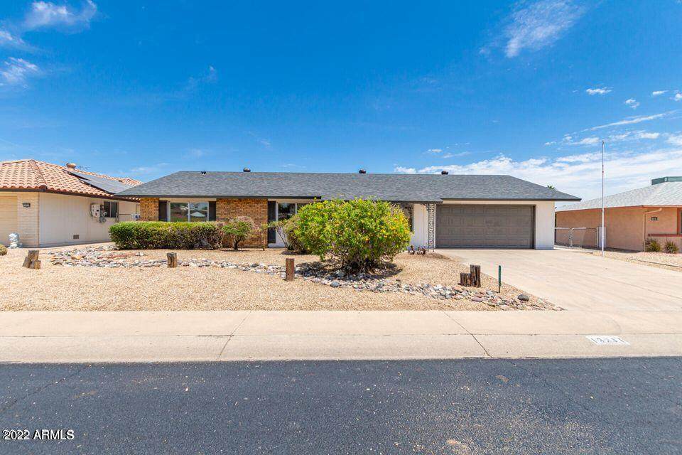 13211 Lakeforest Drive - Photo 1