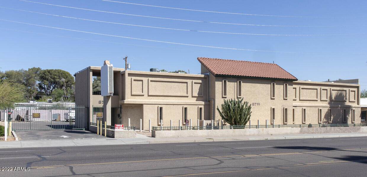 2711 24TH Street - Photo 1