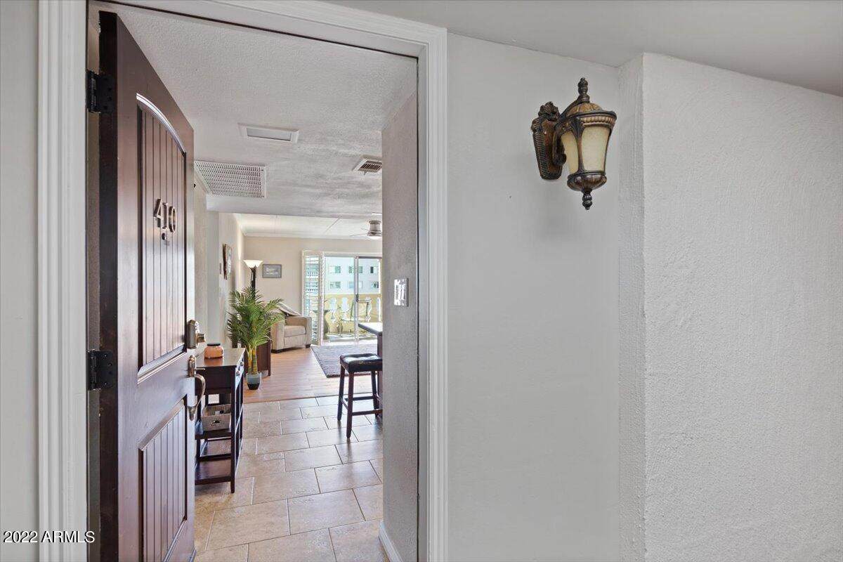 7920 Camelback Road - Photo 1
