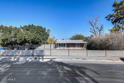 2514 Morten Avenue - Photo 1