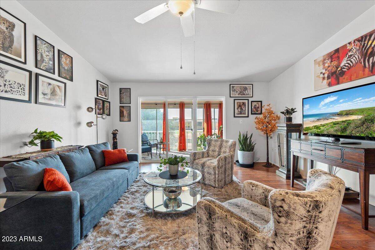 10811 Fairway Court - Photo 1