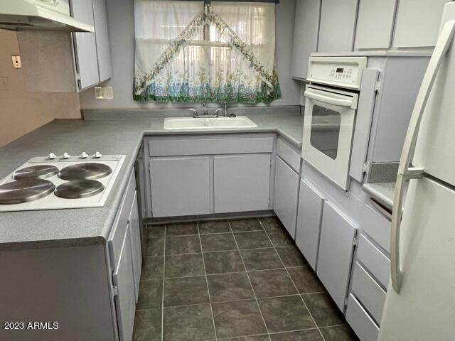6684 43RD Avenue - Photo 1
