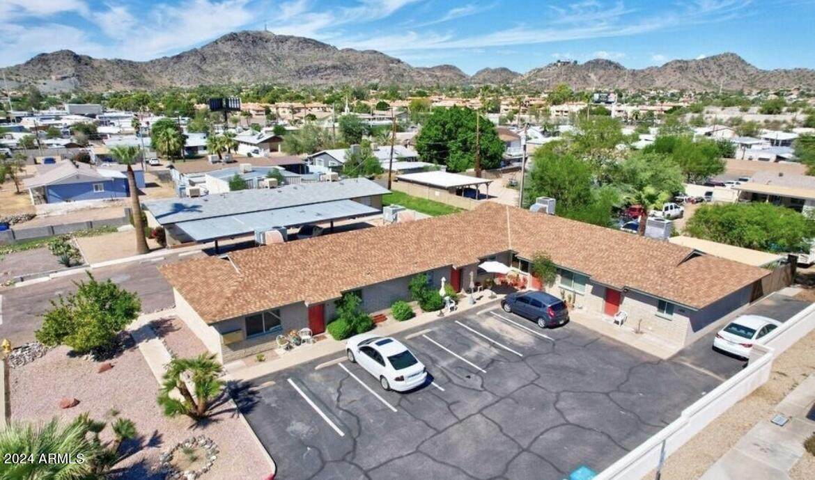 1420 Brown Street - Photo 1