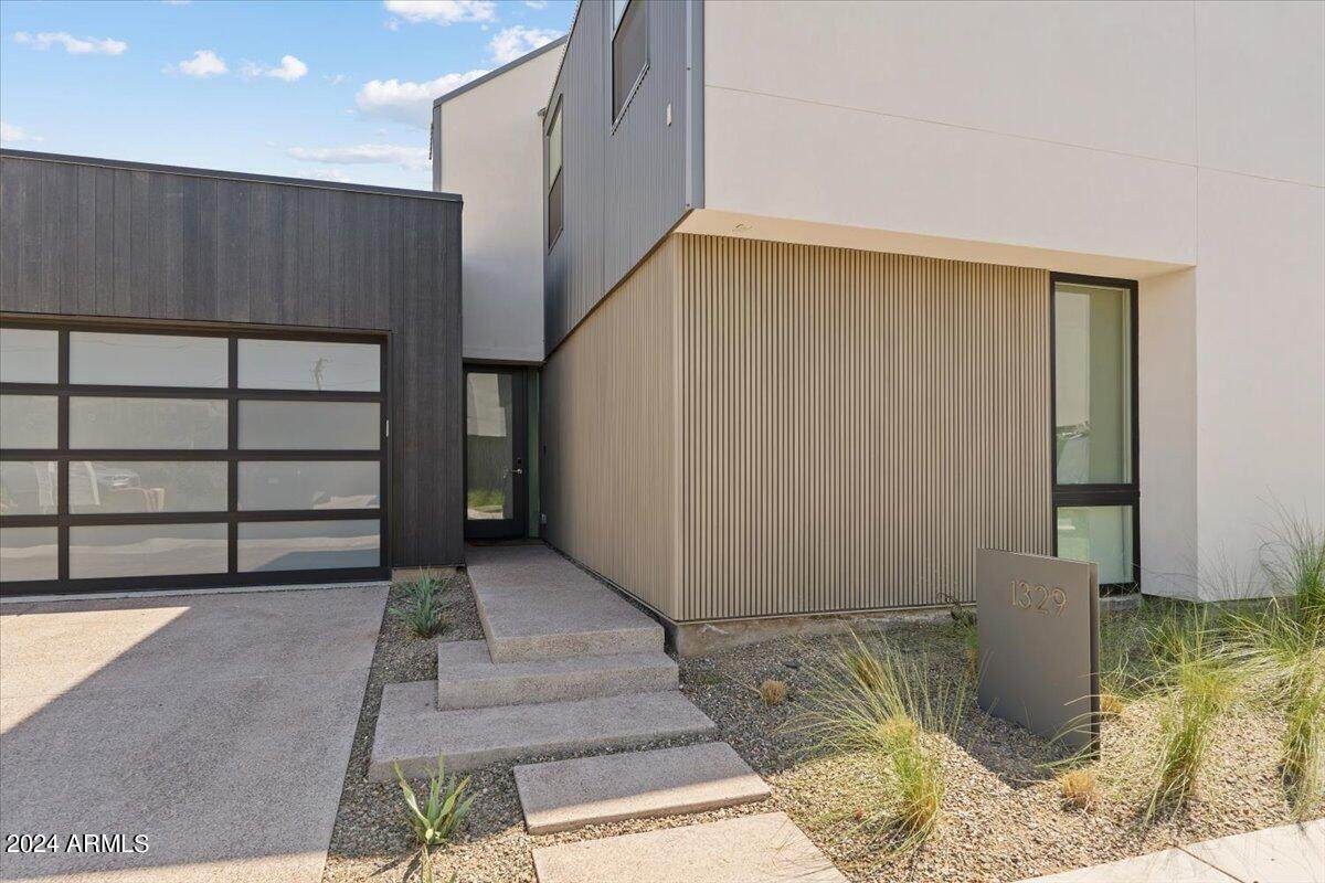 1329 Pomelo Grove Lane - Photo 1