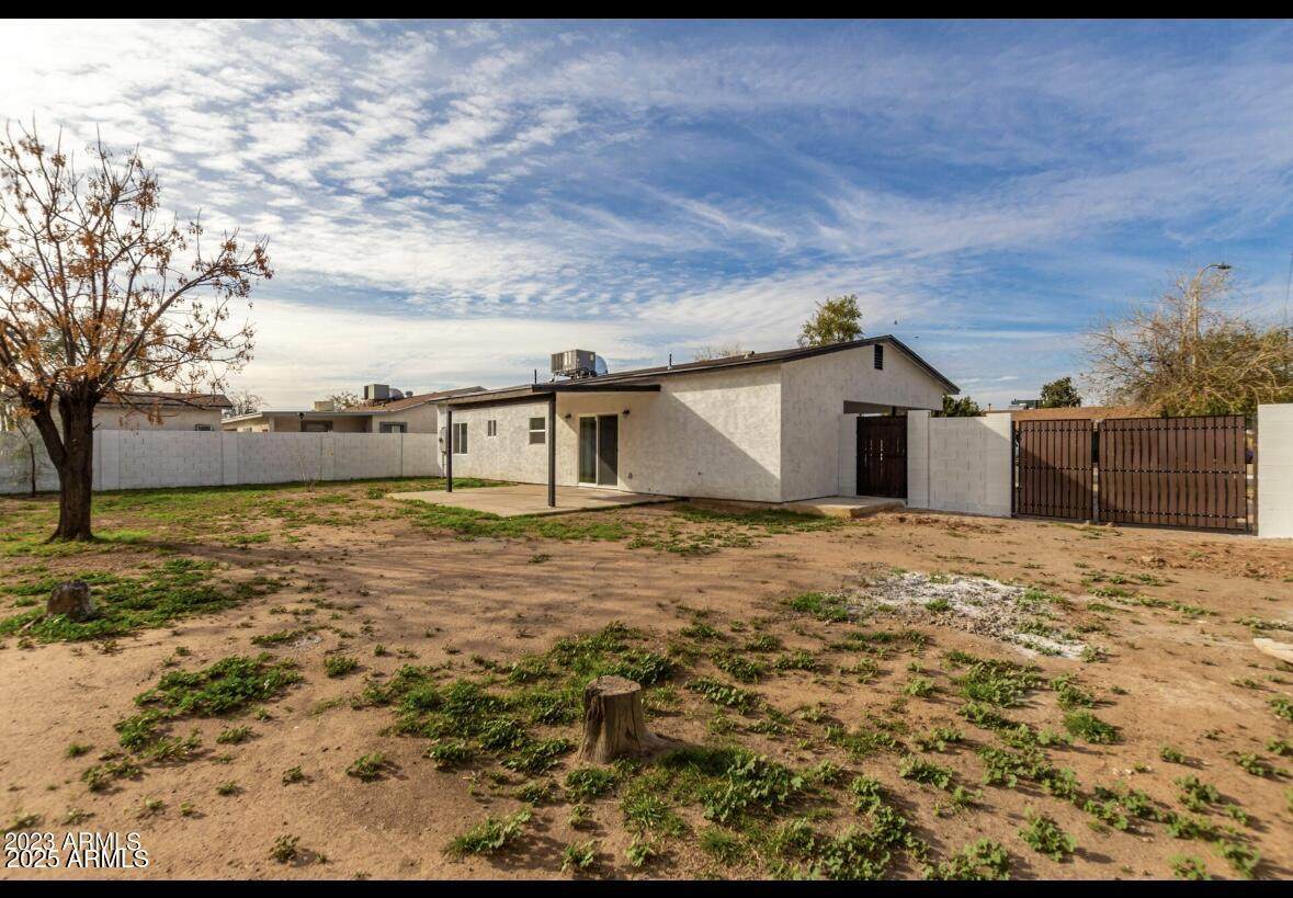 5901 Granada Road - Photo 1