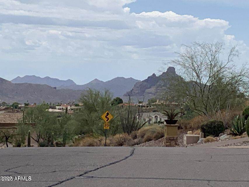 15121 Sunburst Drive - Photo 1