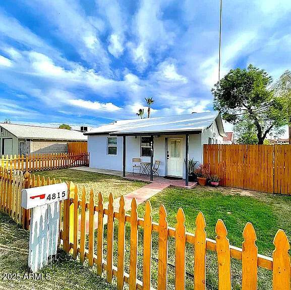 4815 Windsor Avenue - Photo 1