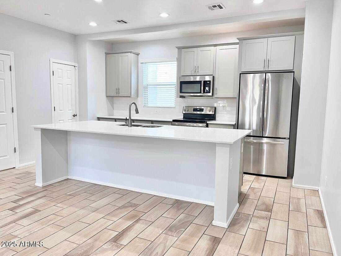 3434 Longview Avenue - Photo 1