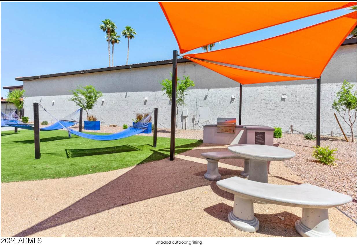 4903 Thomas Road - Photo 1