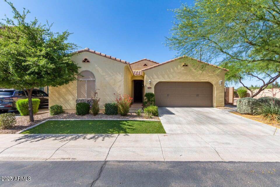 290 Indigo Drive - Photo 1