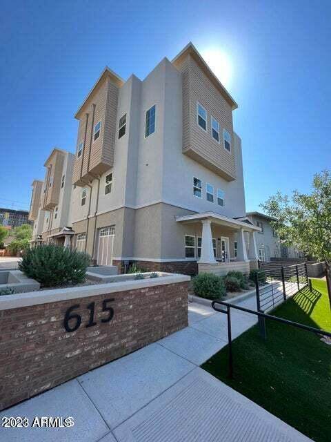 615 6th Avenue - Photo 1