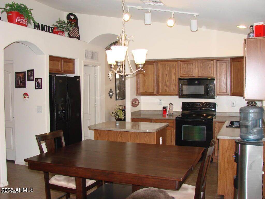 41133 Sanders Way - Photo 1
