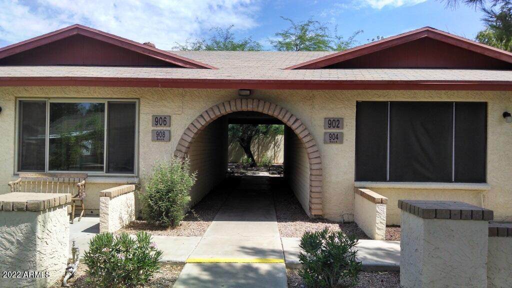 904 Malibu Drive - Photo 1