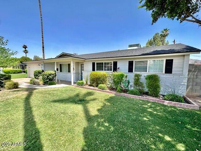 5520 Cheery Lynn Road - Photo 1