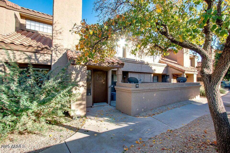 819 College Avenue - Photo 1