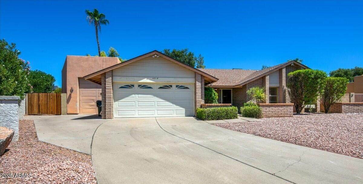 4316 Ludlow Drive - Photo 1