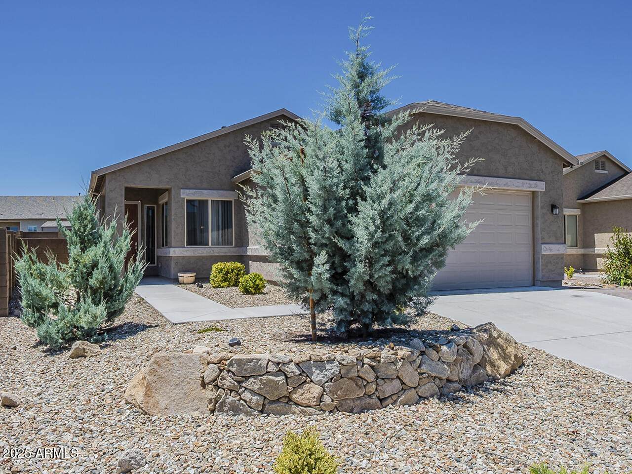 5234 Elliot Avenue - Photo 1
