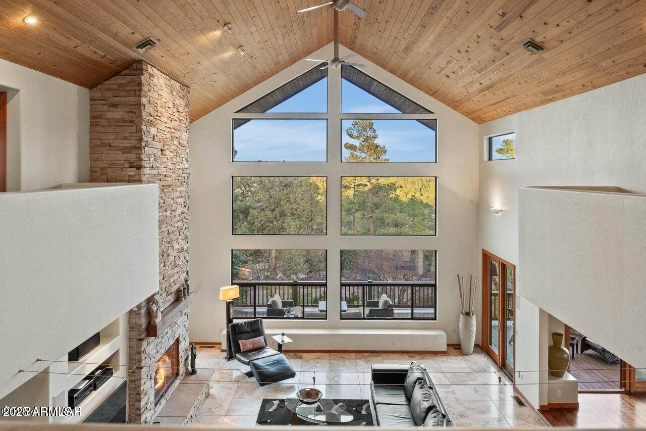 3180 Snowberry Loop - Photo 1