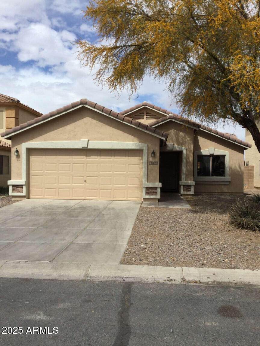 1254 Roosevelt Avenue - Photo 1