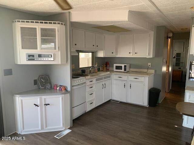 306 Recker Road - Photo 1