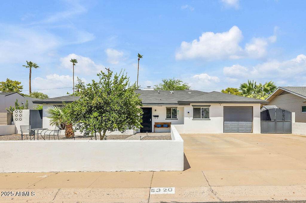 5320 Thomas Road - Photo 1