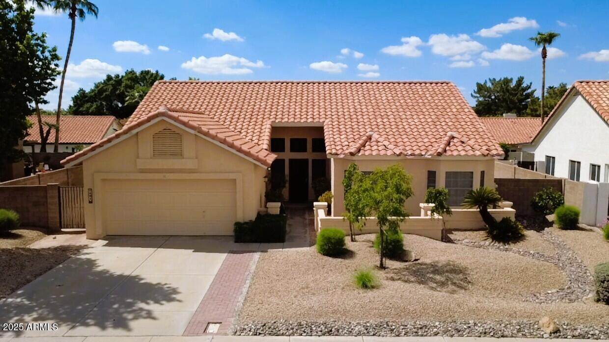 1601 Oakland Street - Photo 1