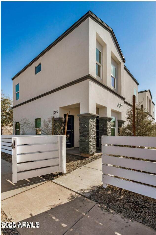 1305 Madison Street - Photo 1