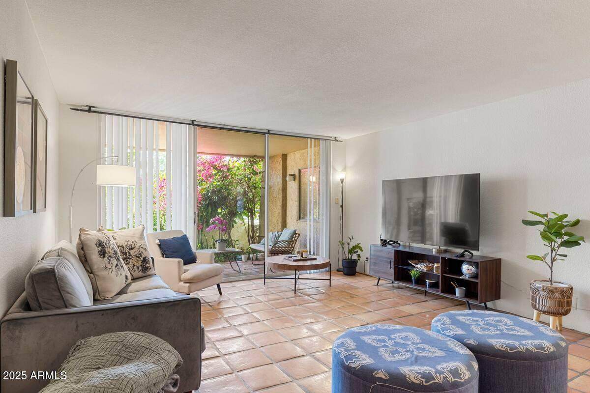 7625 Camelback Road - Photo 1