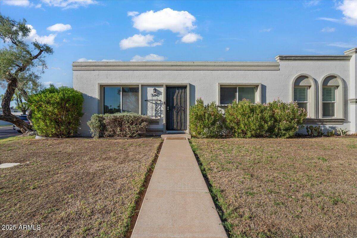 5047 83RD Street - Photo 1