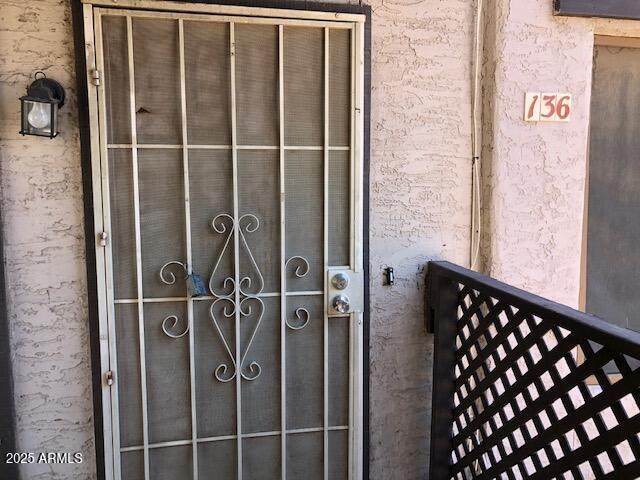 1927 Hampton Avenue - Photo 1