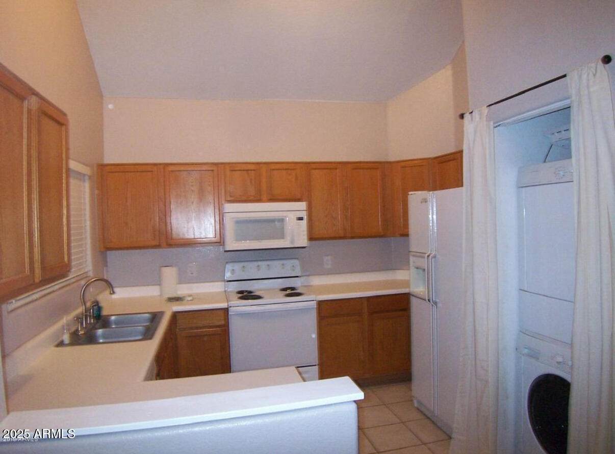 1633 Lakeside Drive - Photo 1