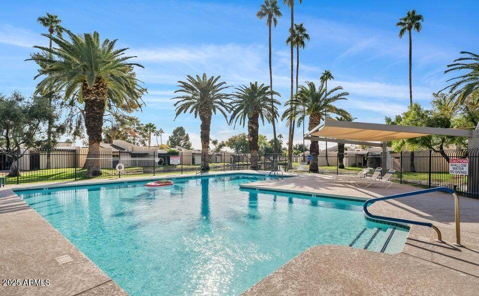 2232 Lindner Avenue - Photo 1