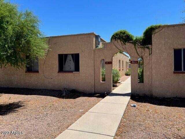 922 Pueblo Drive - Photo 1