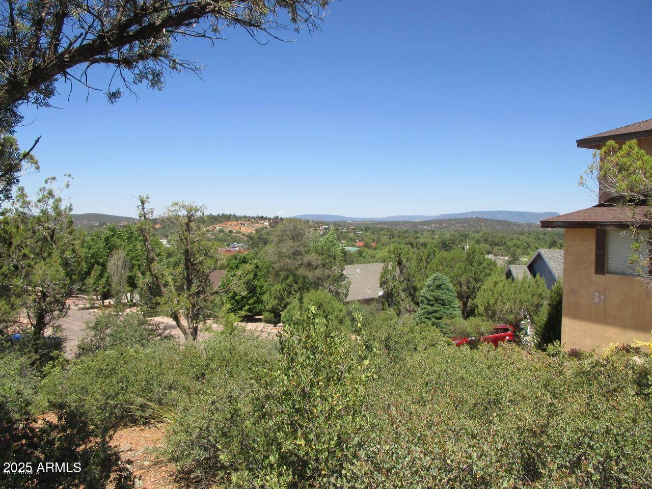 511 Saguaro Circle - Photo 1